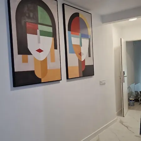 Apartament Benisuites *
